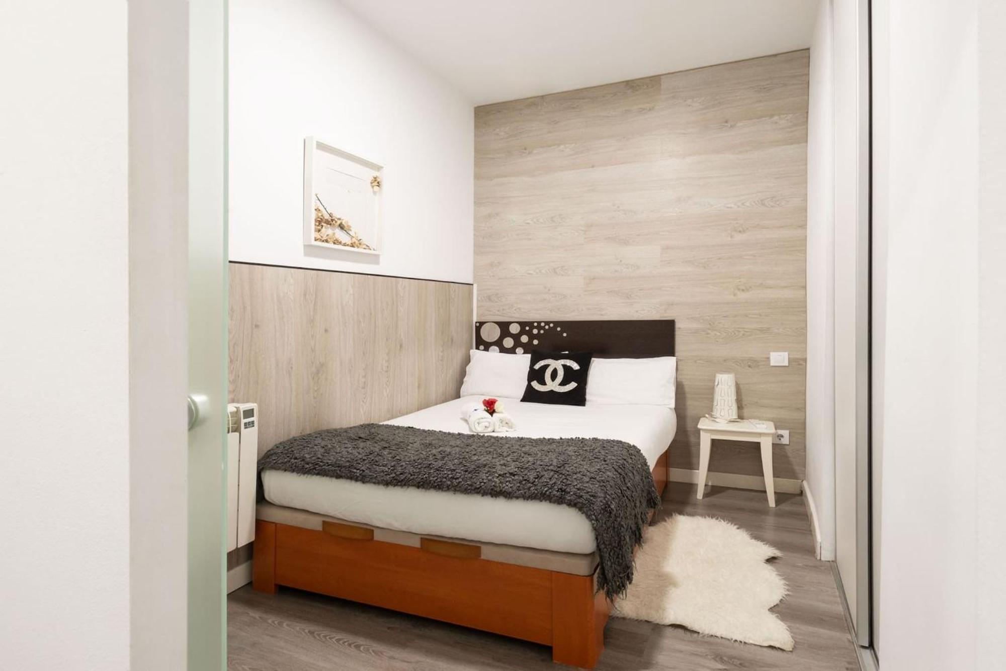 Apartamentos Day Madrid Plaza De Espana Centro Gran Via Sol Malasana Esterno foto
