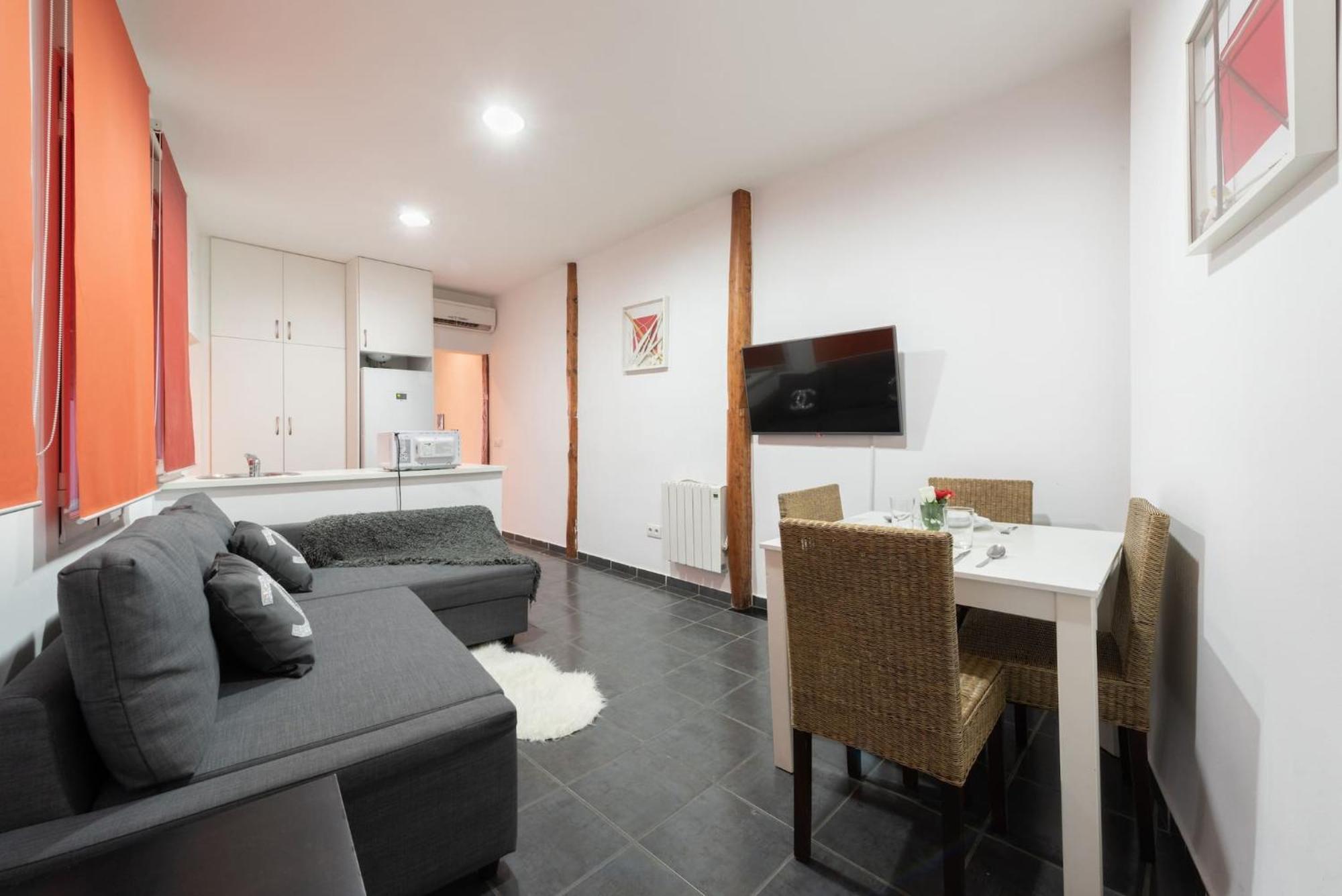Apartamentos Day Madrid Plaza De Espana Centro Gran Via Sol Malasana Esterno foto