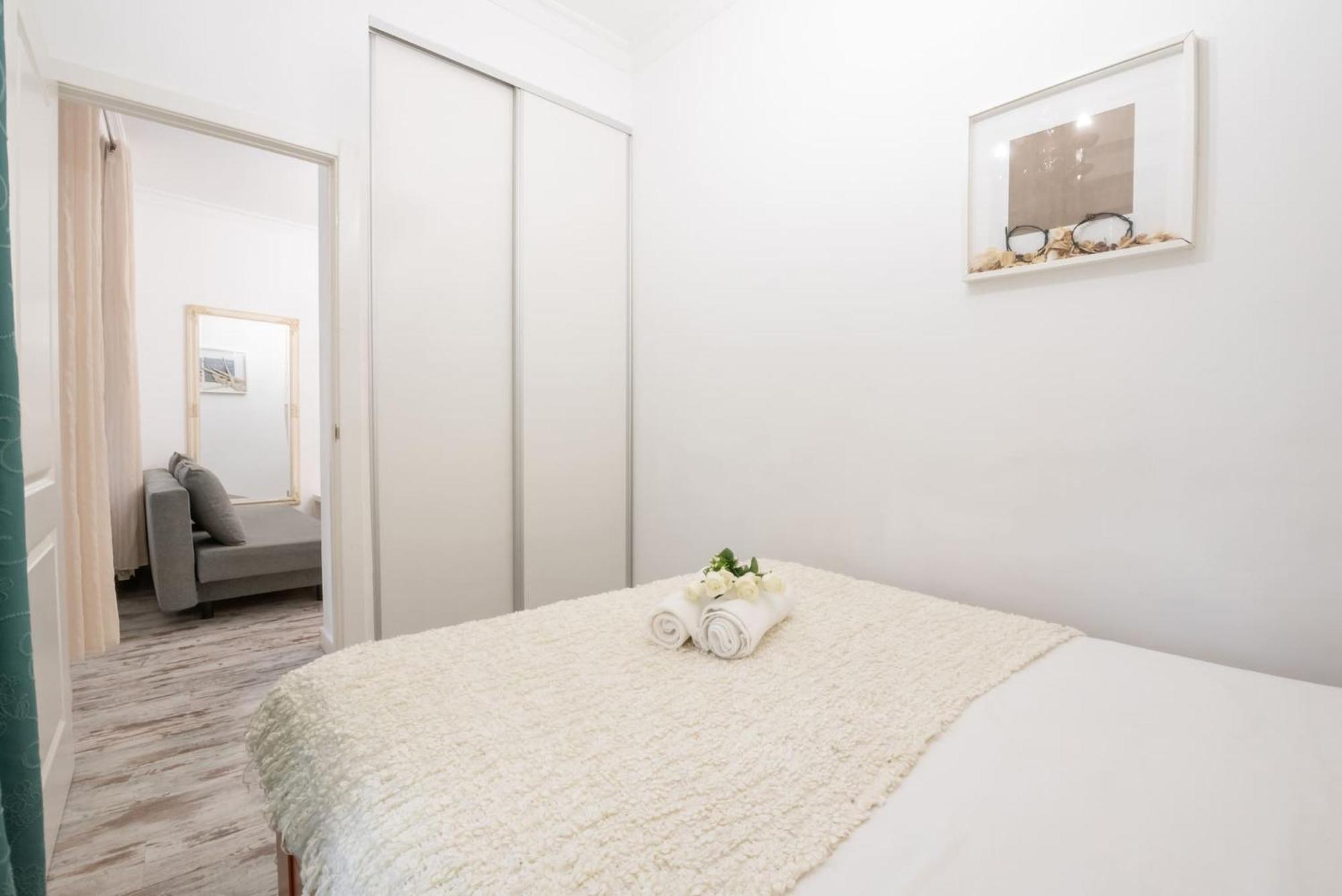 Apartamentos Day Madrid Plaza De Espana Centro Gran Via Sol Malasana Esterno foto