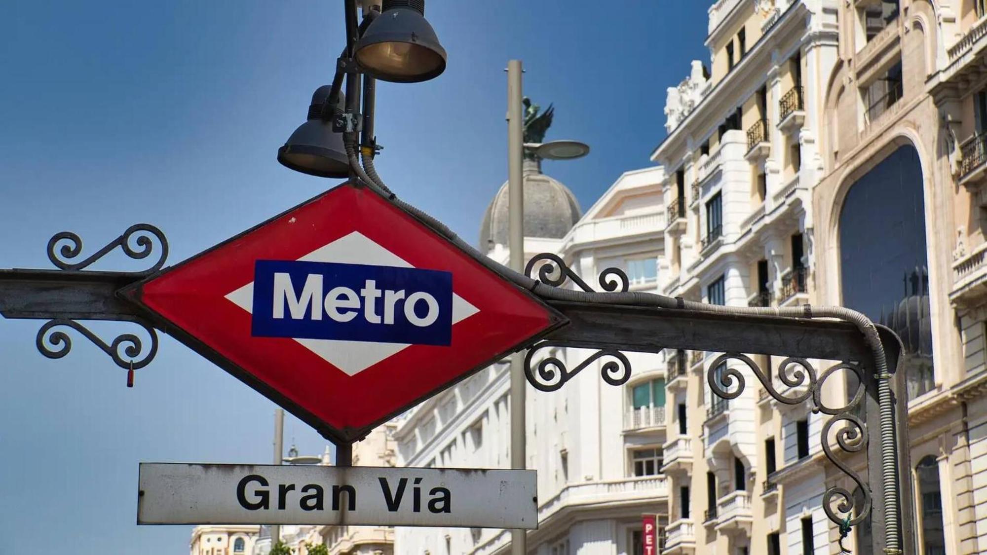 Apartamentos Day Madrid Plaza De Espana Centro Gran Via Sol Malasana Esterno foto