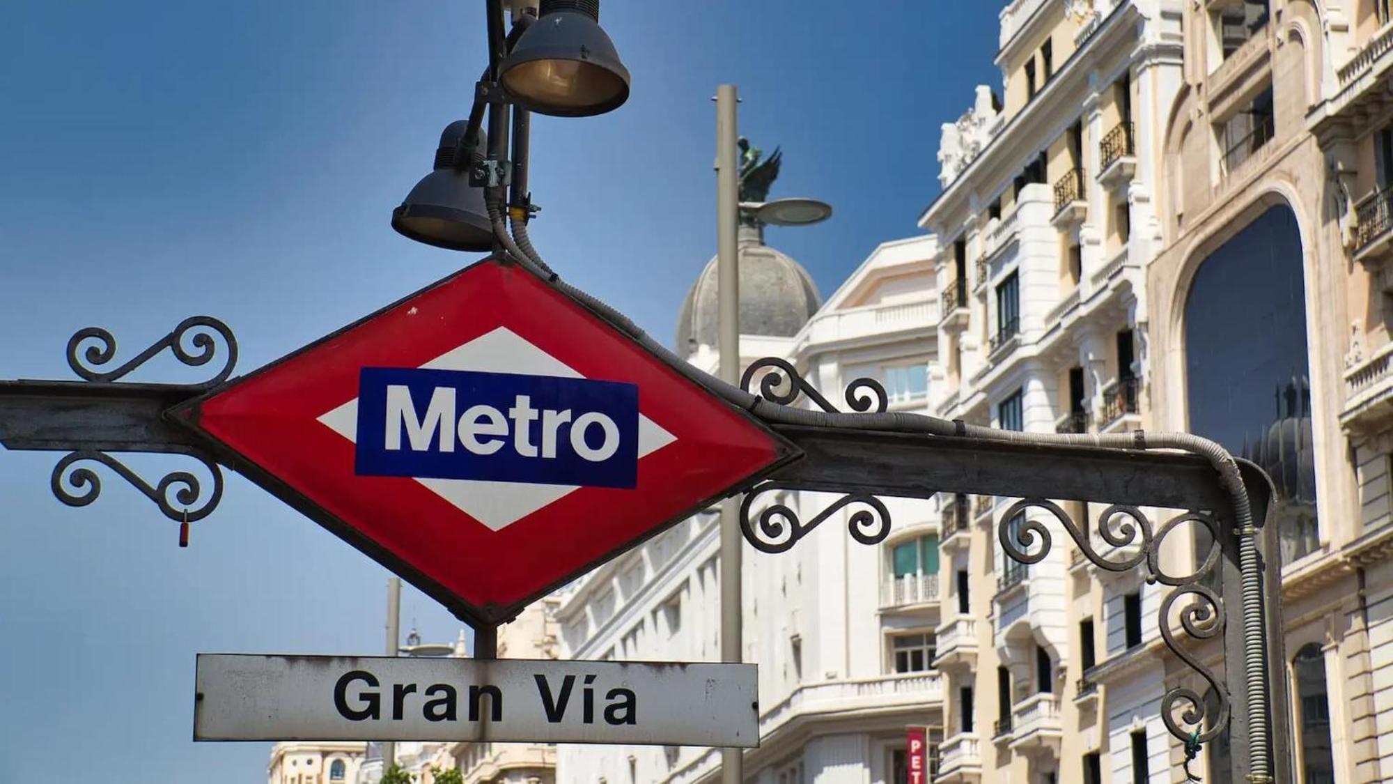 Apartamentos Day Madrid Plaza De Espana Centro Gran Via Sol Malasana Esterno foto